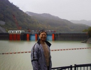 北海道ダメ・ダム見学珍道中－５ : 徳山ダム建設中止を求める会事務
