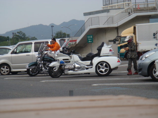 車で４時間30分で戻ります。_e0181908_910476.jpg