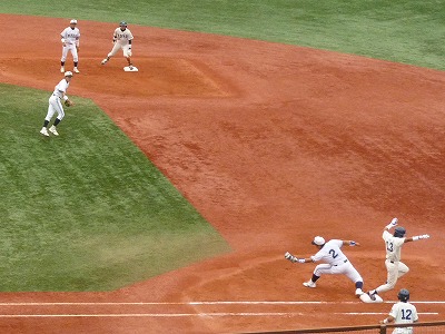 10月14日 東都大学野球 東洋大対中央大_b0166128_1536473.jpg