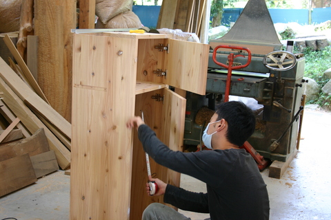 ふたつの白い家具 製作中_f0171785_14233760.jpg