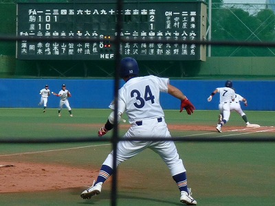 10月12日 東都大学野球2部 駒澤大対東農大_b0166128_0114477.jpg