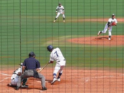 10月13日 東都大学野球2部 東農大対駒澤大 _b0166128_848337.jpg