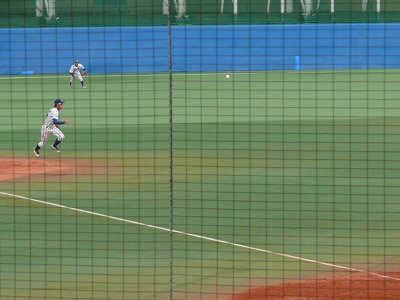 10月13日 東都大学野球2部 専修大対立正大_b0166128_9114056.jpg
