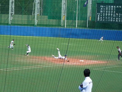 10月13日 東都大学野球2部 東農大対駒澤大 _b0166128_935841.jpg