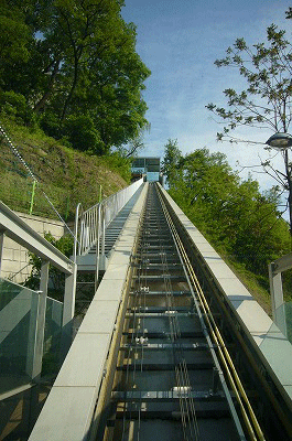 f0203249_3292320.gif