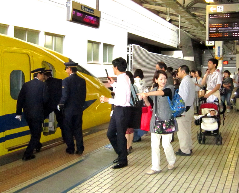 ドクターイエロー_b0083801_131797.jpg