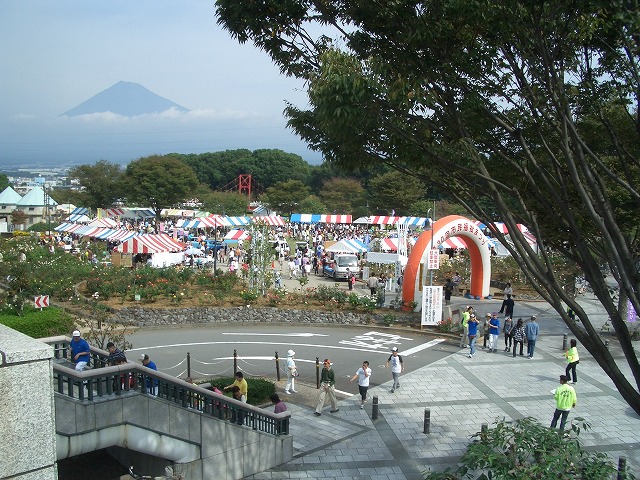 「であい ふれあい わかちあい」市民福祉まつり_f0141310_2257274.jpg