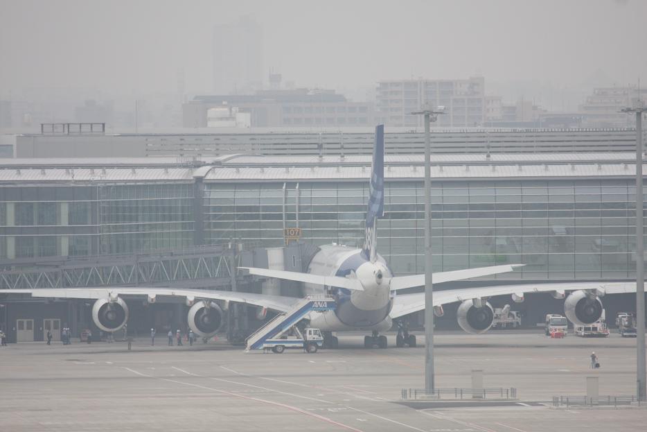 羽田空港にＡ３８０がやってきた！_f0231416_1912973.jpg