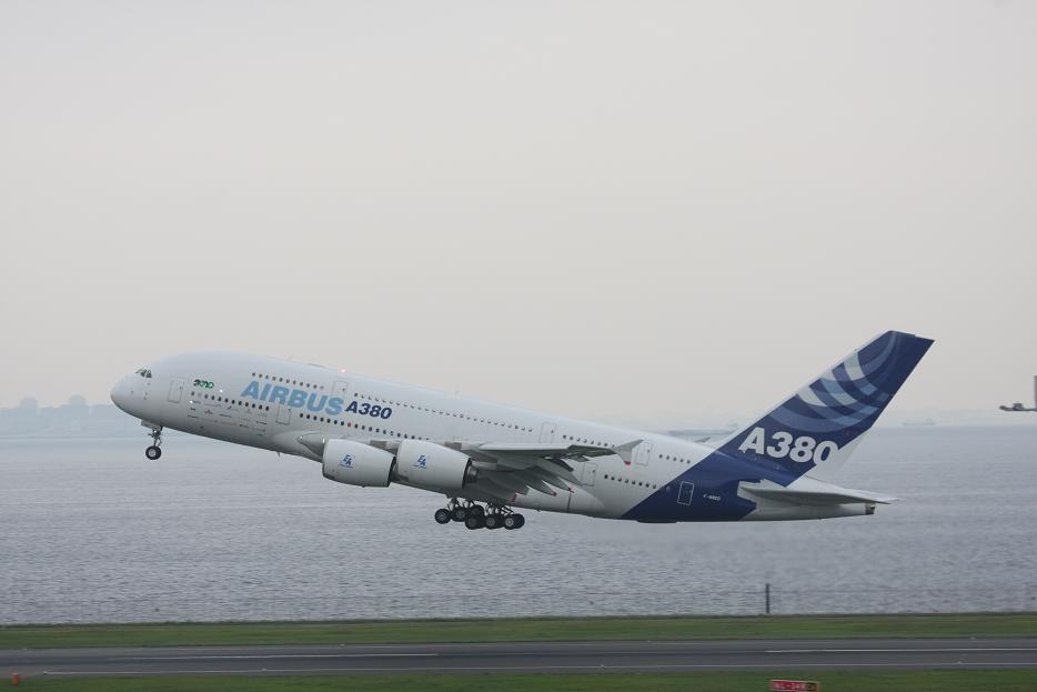 羽田空港にＡ３８０がやってきた！_f0231416_19202748.jpg