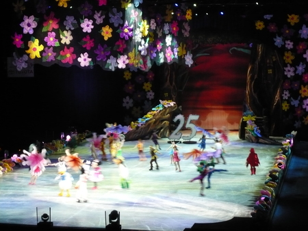 Disney　ON　ICE　ﾐｯｷｰ&ﾐﾆｰのﾌｧﾝﾀｼﾞｰﾂｱｰ_d0172645_20375989.jpg