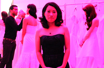 NY発! 人気のウエディングドレス JUNKO YOSHIOKA : 黒部エリ NY発! 人気のウエディングドレス JUNKO YOSHIOKA : 黒部エリ