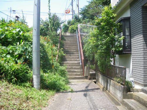 横浜・山手の台地を削った千代崎川をたどる⑤_b0206463_19265145.jpg