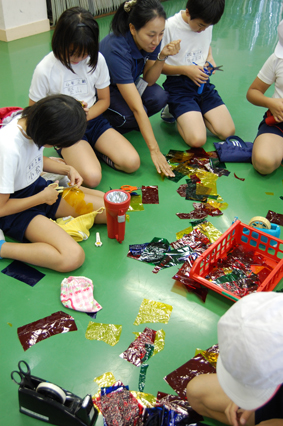 AIS 幸町小 4年2組 第2回目授業!_c0222139_21332125.jpg