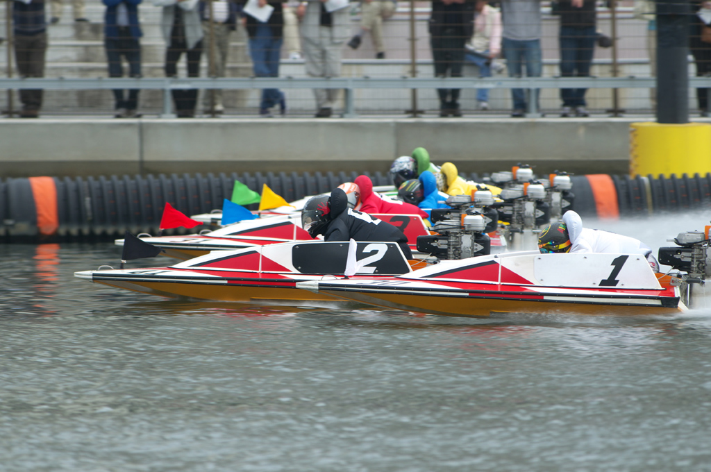 BOAT RACE 3_f0085878_115569.jpg