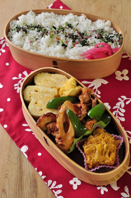 豚肉のケチャップ炒めお弁当_b0171098_7123067.jpg