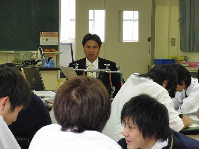 富士東高校の職業講話_f0141310_5154652.jpg