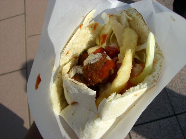 f0169012_0282335.jpg