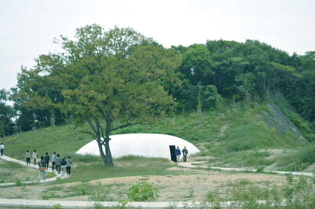 (また豊島)　瀬戸内国際芸術祭2010　その1　_b0086098_17181653.jpg