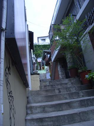 e0201021_2315892.jpg