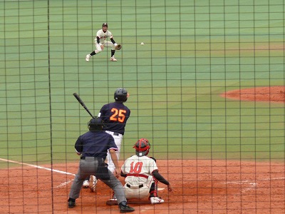 10月19日 東都大学野球2部 日本大対拓殖大_b0166128_13442030.jpg