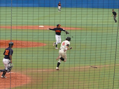 10月19日 東都大学野球2部 日本大対拓殖大_b0166128_13452570.jpg