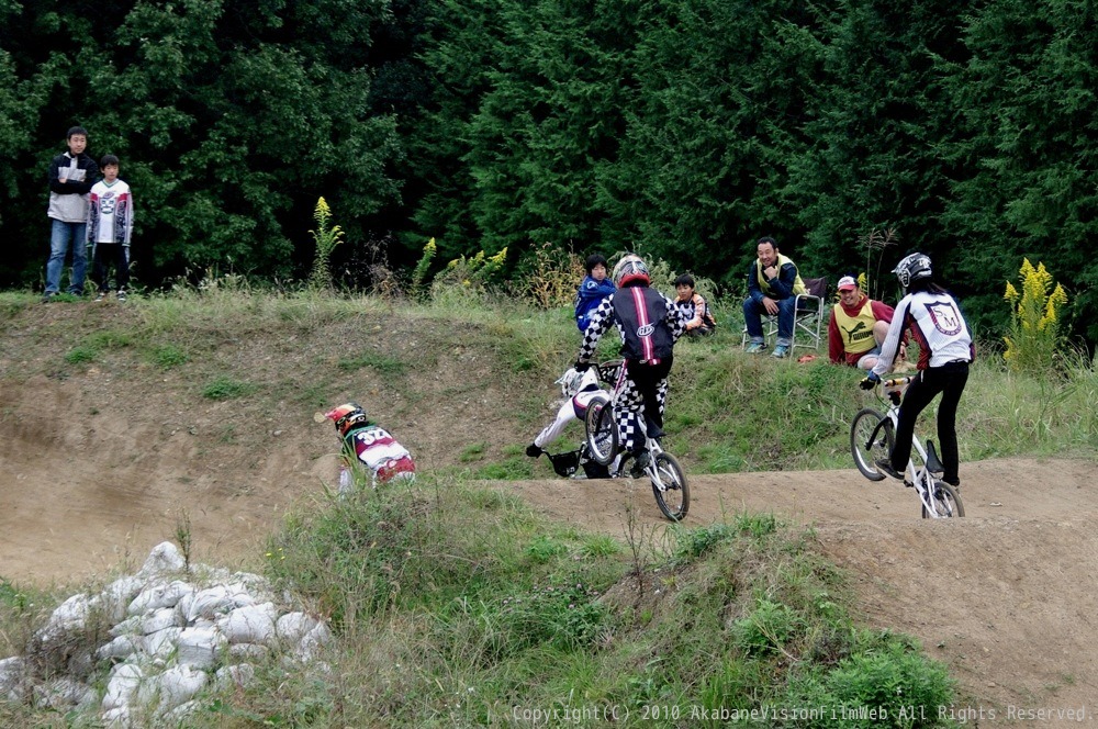 ２０１０JOSF緑山10月定期戦　VOL1：BMXエリート決勝　世界最速情報_b0065730_17334227.jpg