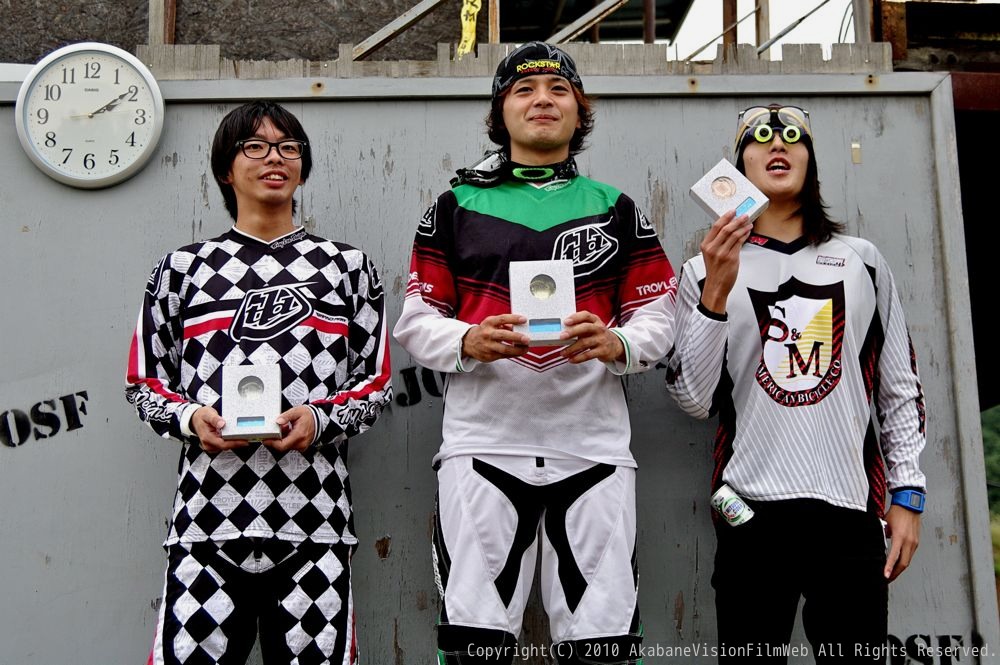 ２０１０JOSF緑山10月定期戦　VOL1：BMXエリート決勝　世界最速情報_b0065730_17392635.jpg