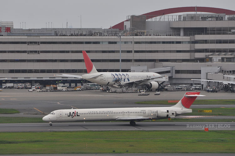 新国際線ターミナル（その３）　[HND/RJTT]_c0166094_2354664.jpg