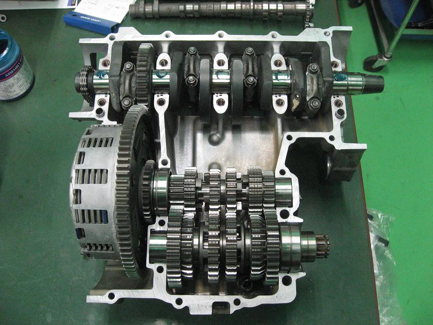 ＺＸＲ－400Ｒ　エンジン！！！_f0231916_20322460.jpg