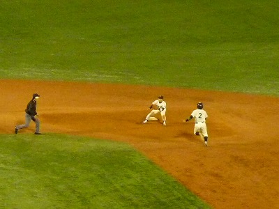 10月19日 東都大学野球 東洋大対亜細亜大_b0166128_111894.jpg