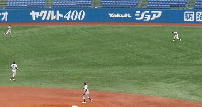 10月20日 東都大学野球 青学大対国士舘大_b0166128_15495947.jpg