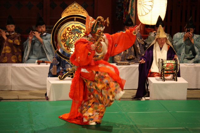 古（いにしえ）の舞　貫前神社秋の雅楽演奏会　その２_f0017530_21385187.jpg