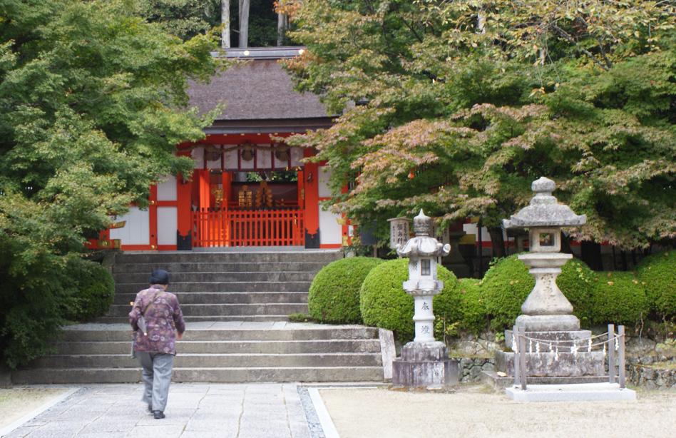 大原野神社と春日乃茶屋のよもぎ餅_b0063958_10293687.jpg