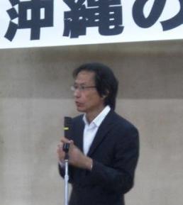 沖縄の明日を拓く―沖大で姜尚中さんが講演_f0150886_1243419.jpg