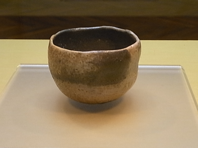 東博　赤楽茶碗　晩秋の器　平常展　_a0170046_14274818.jpg