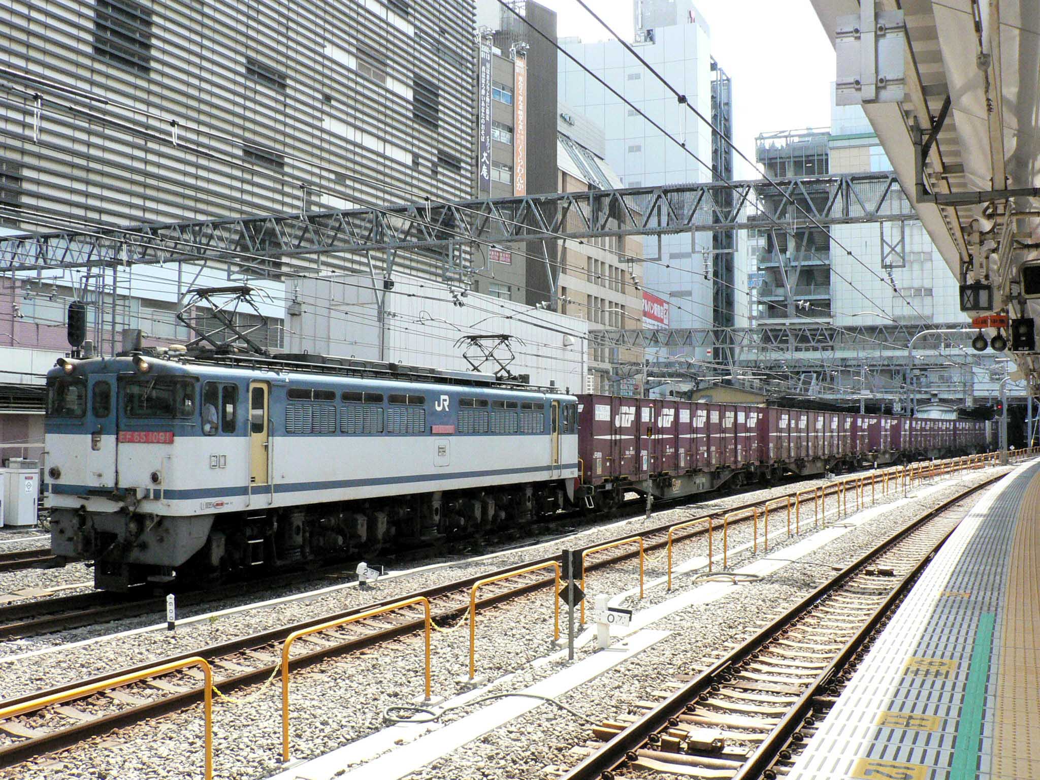 山手貨物線の貨物列車1 2077列車 レィルウェイライフ 山手貨物線の貨物列車1 2077列車 レィルウェイライフ