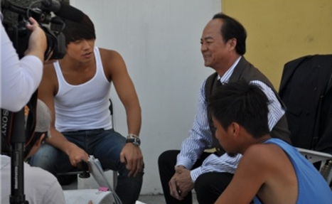 ユンソナさん交通事故で右足骨折 ＴＶドラマ撮影に影響も_c0047605_7344533.jpg