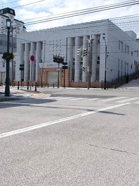 函館・百十三銀行本店(建築家・関根要太郎作品研究、その2)_f0142606_1535094.jpg