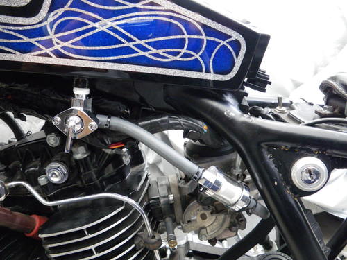 10月31日 SR400 コフィンタンク 取り付け : Hang Loose! 10月31日 SR400 コフィンタンク 取り付け : Hang Loose!