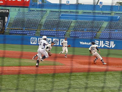 10月22日 東都大学野球 中央大対國學院大_b0166128_15494655.jpg