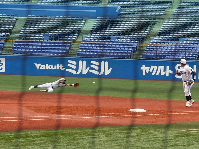 10月22日 東都大学野球 中央大対國學院大_b0166128_16333919.jpg