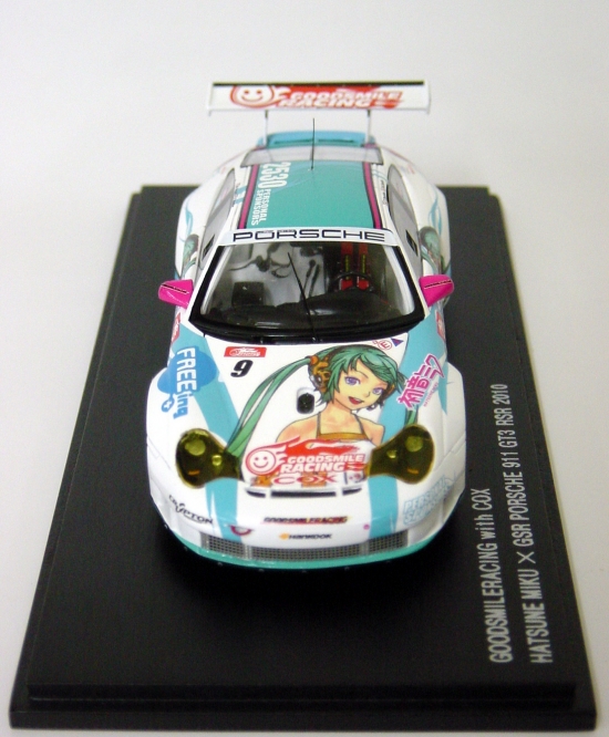 1/43 ポルシェ 911 GT3R 初音ミク グッドスマイルレーシング With COX