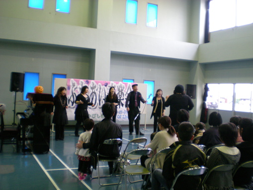 九州PTA連合会研修会にて神楽披露&ふれあい音楽会♪_b0115751_1033924.jpg