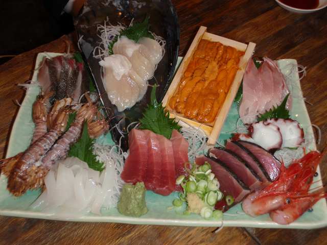 魚屋はちまき 関内 居酒屋 横浜魚吉商店