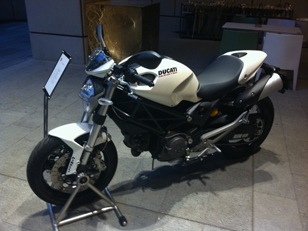 moto Ducati_e0170101_16253376.jpg