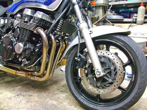 CB750（RC42）のFフォーク加工が終了・・・ヽ(^。^)ノ_c0086965_217429.jpg