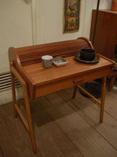 Sewing table (DENMARK) ＆ お知らせ_c0139773_19371150.jpg