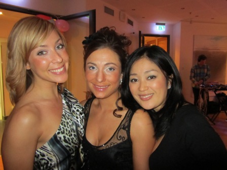 お誕生日会へ_a0159707_21561139.jpg