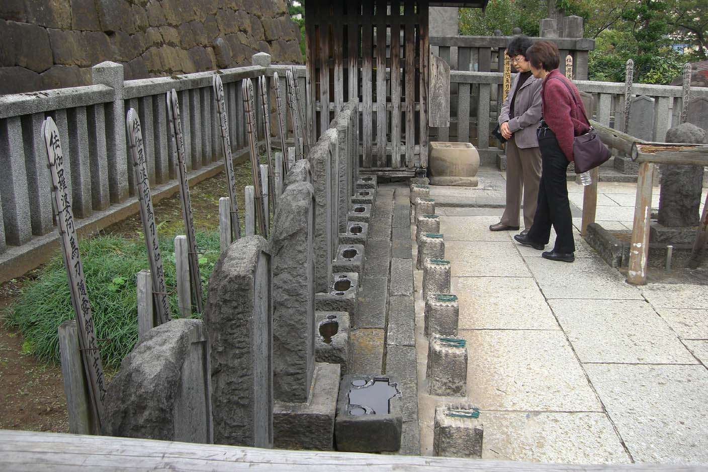 ”Sengakuji” Minato-ku Takanawa where 47 Ronins grave_b0210010_19265610.jpg