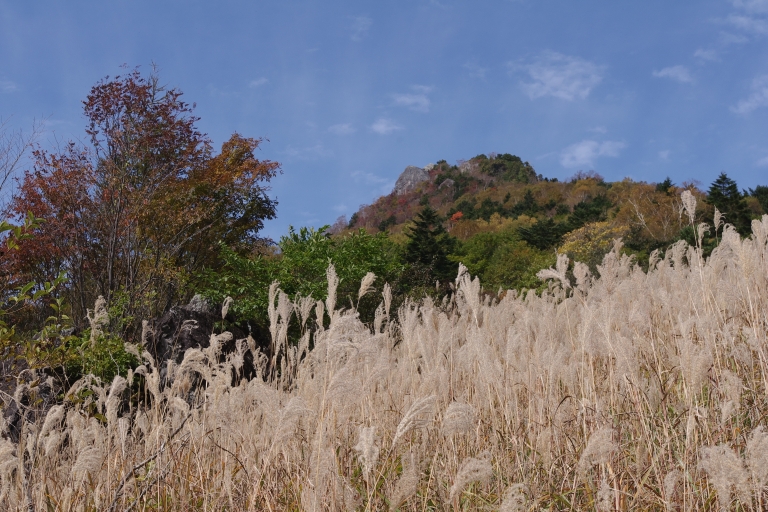 乾徳山と秋空_c0056957_21532062.jpg